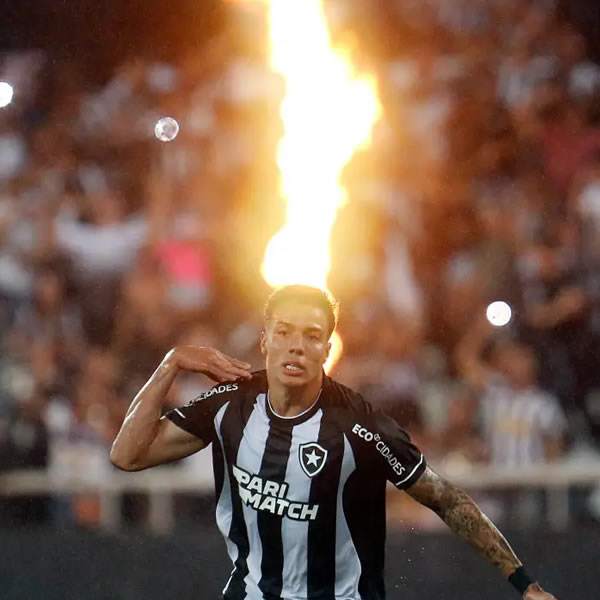 Parceria com o Botafogo é destaque no Portal da Veja