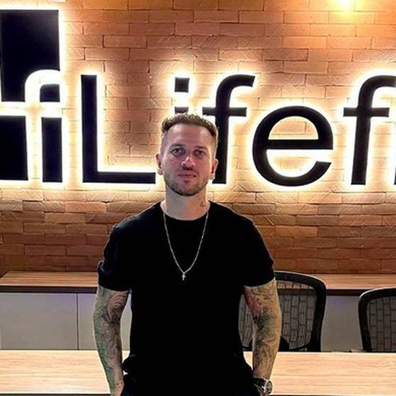A coragem de um jovem de 21 anos virou inspiração para o franchising fitness